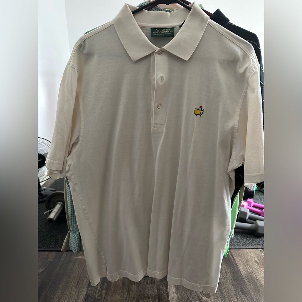 Men’s polo golf shirt